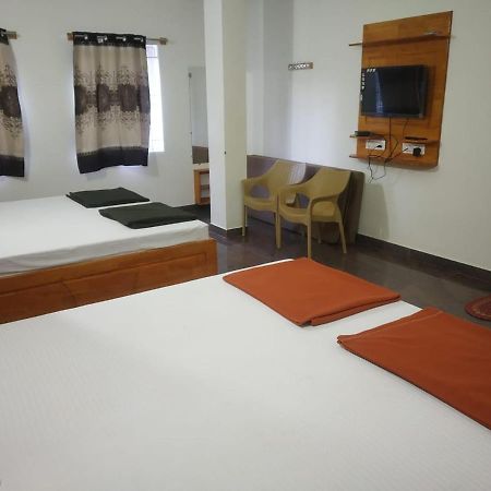 Thirumala INN Yelagiri Bagian luar foto