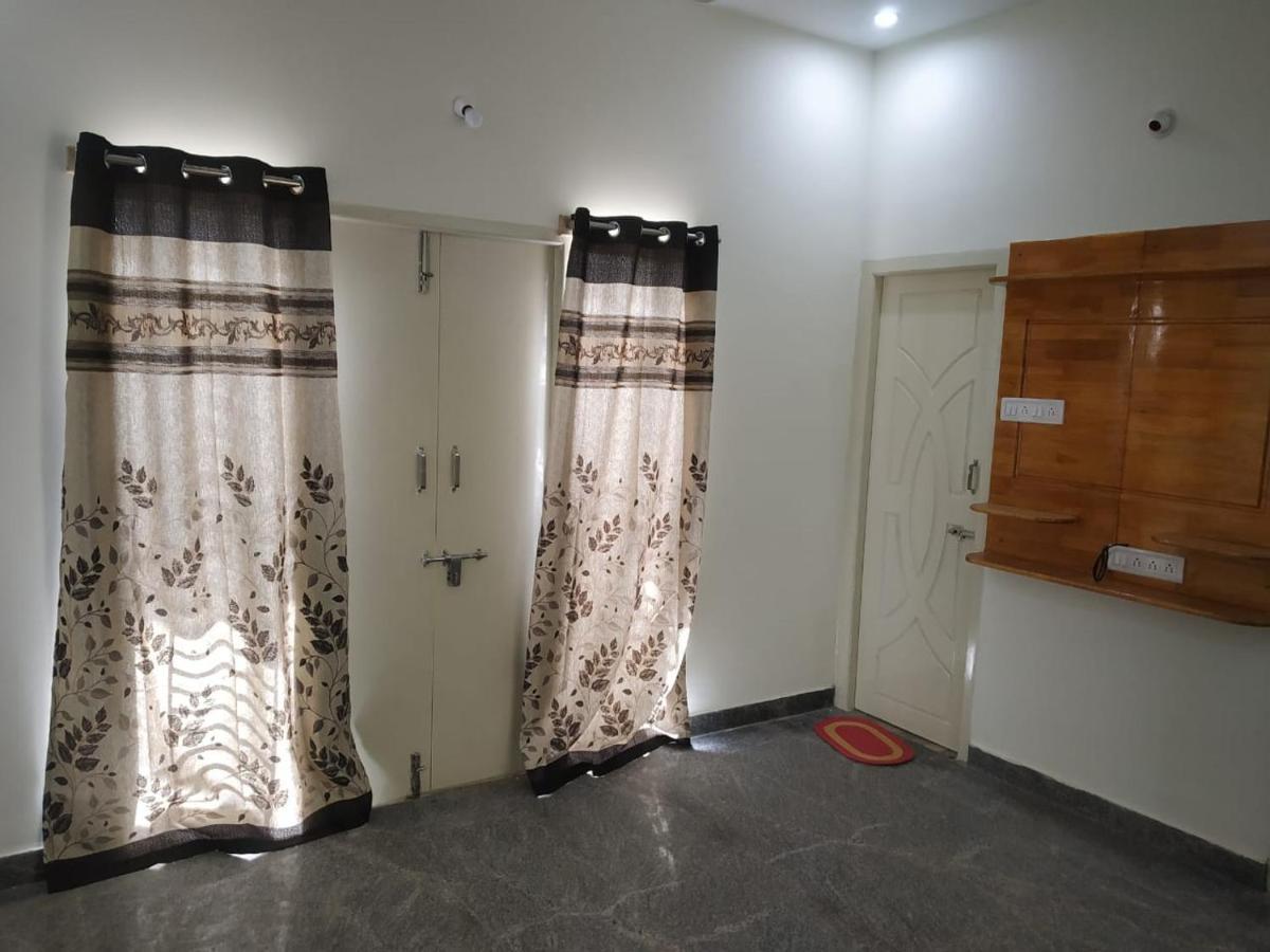Thirumala INN Yelagiri Bagian luar foto