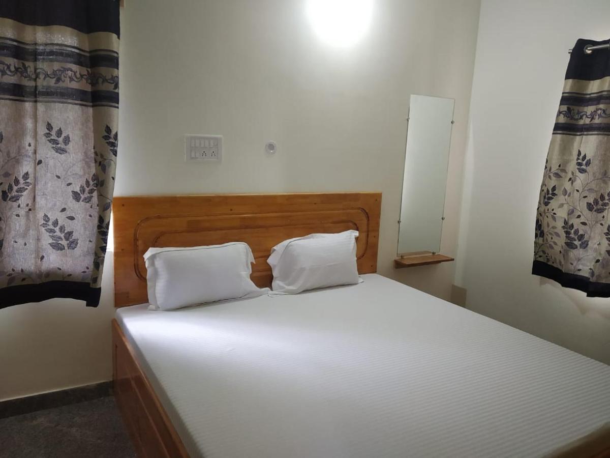 Thirumala INN Yelagiri Bagian luar foto