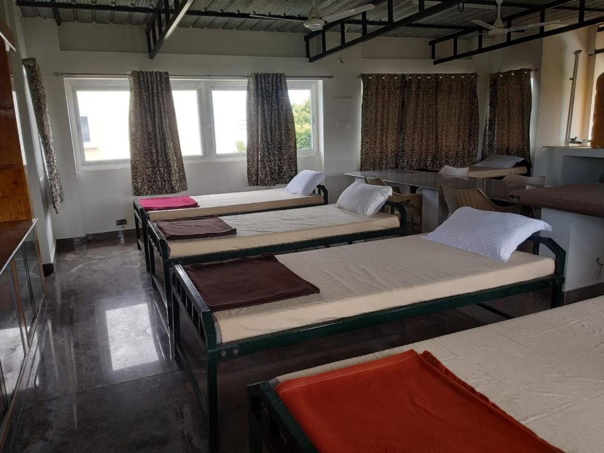 Thirumala INN Yelagiri Bagian luar foto